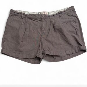 Old Navy 1994 Women’s lowest rise 100% cotton brown pinstripe shorts size 8